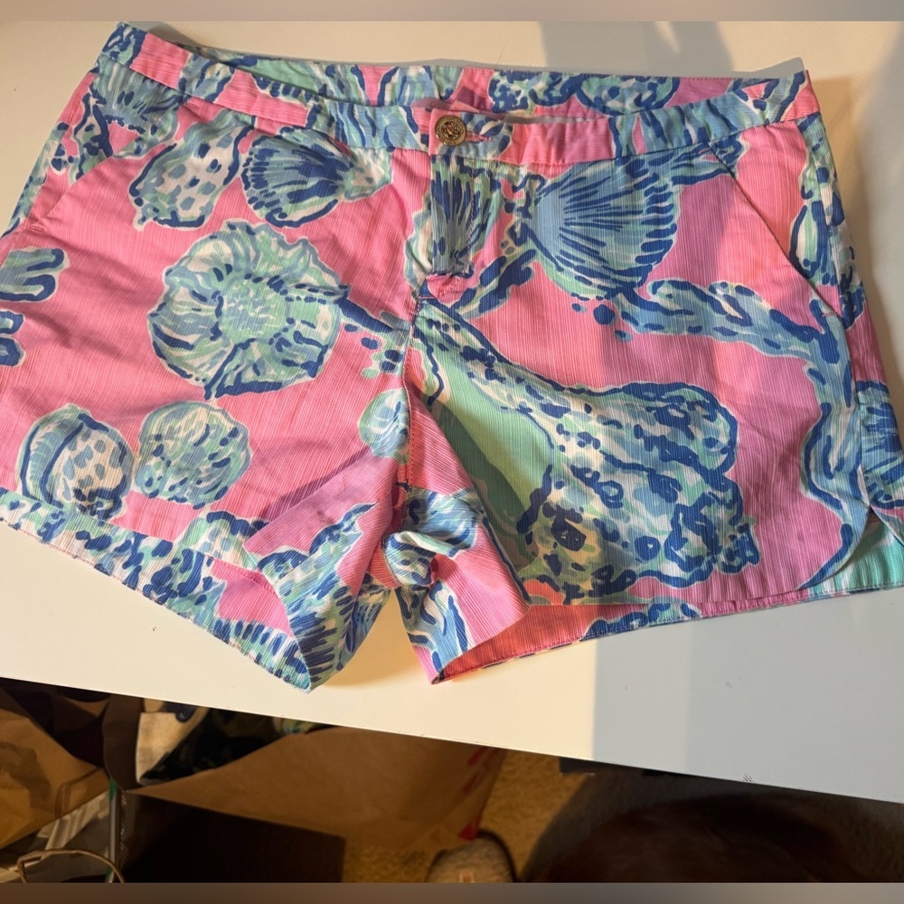 Lilly Pulitzer 8 Adie Shorts Capri Pink Samba 4" Inseam Preppy Colorful Coastal - Picture 2 of 13